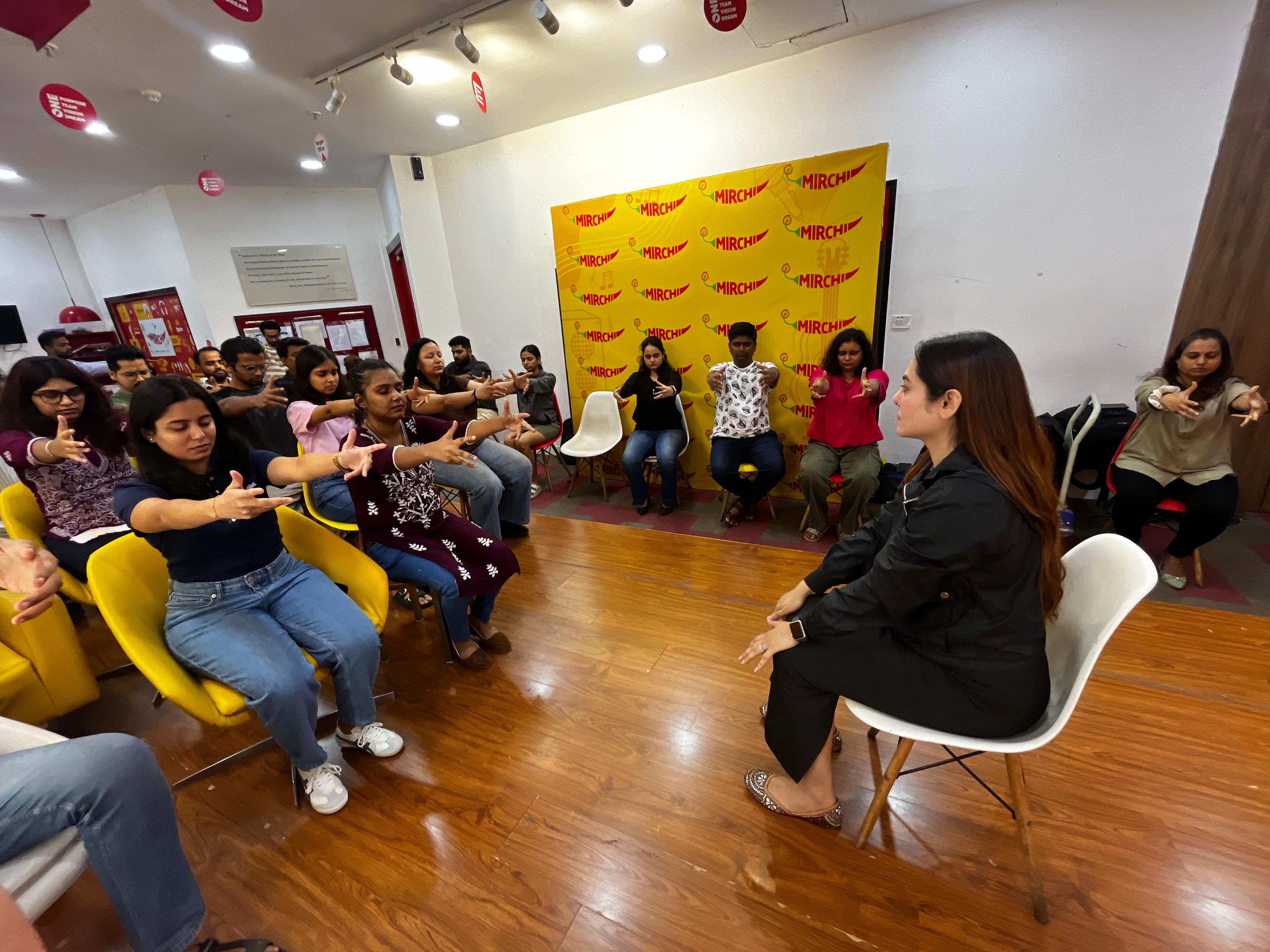 Active hypnotherapy session